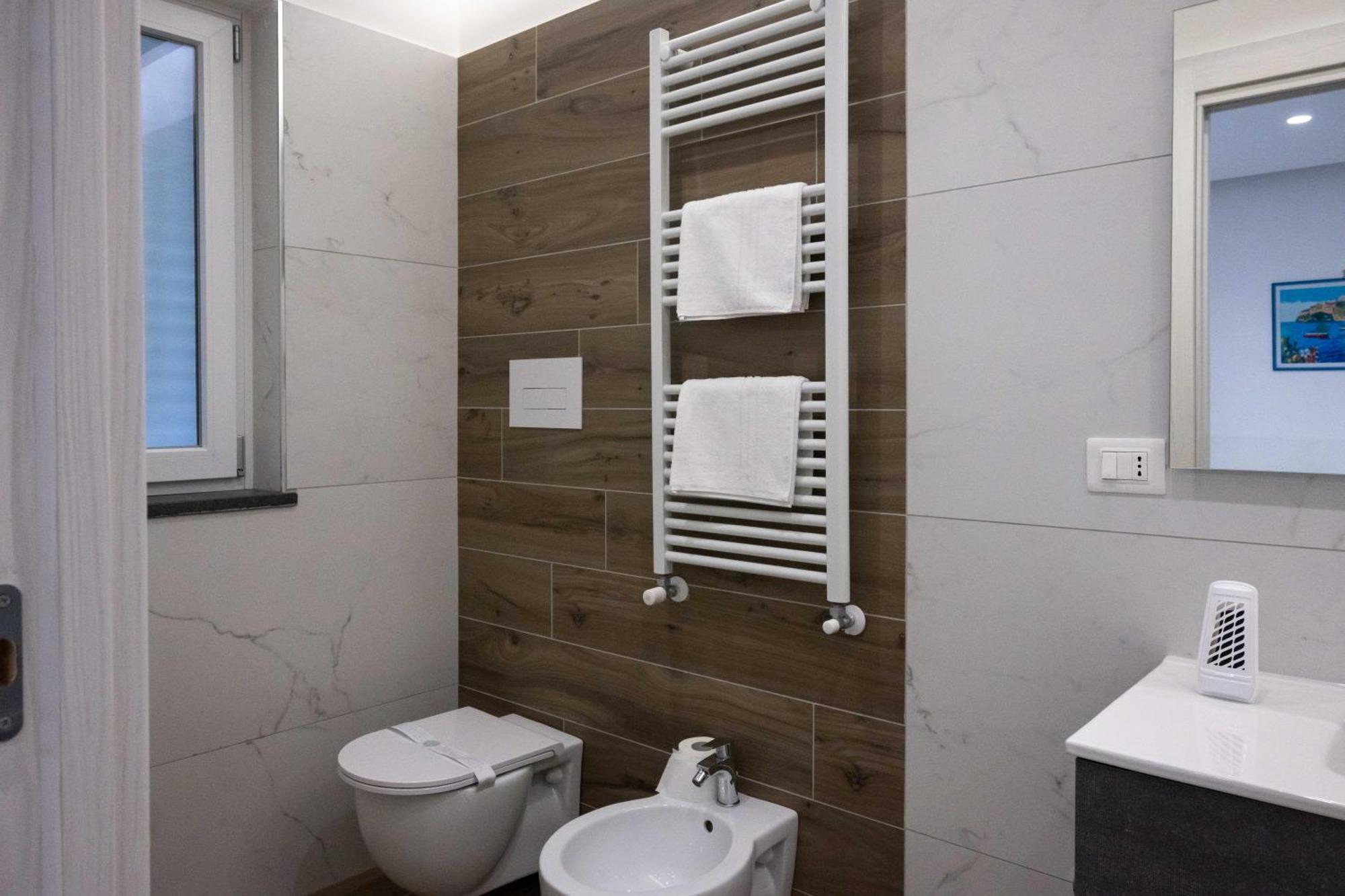 Ansiro Rooms Home Business Scisciano Exterior foto